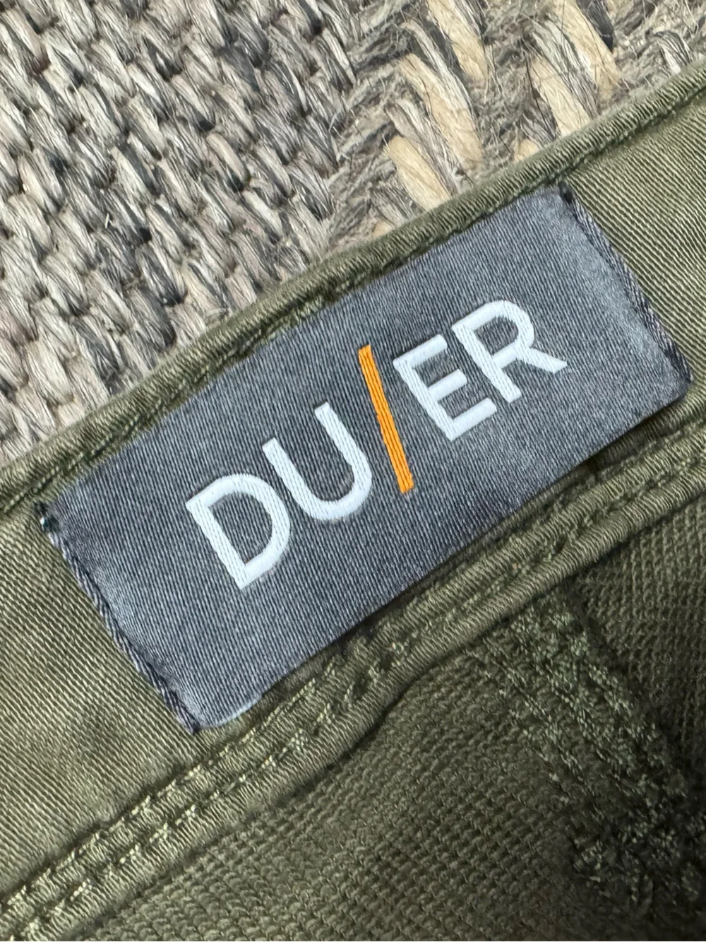 DUER N2X Slim Fit Shorts Stretch Chino 31x9 Mens Green Cotton DU/ER